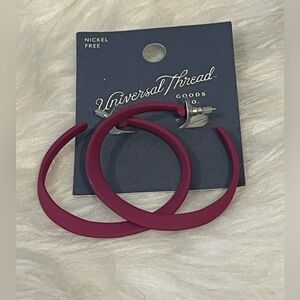 ☀️NEW☀️Women’s Universal Thread Maroon Hoop Earrings